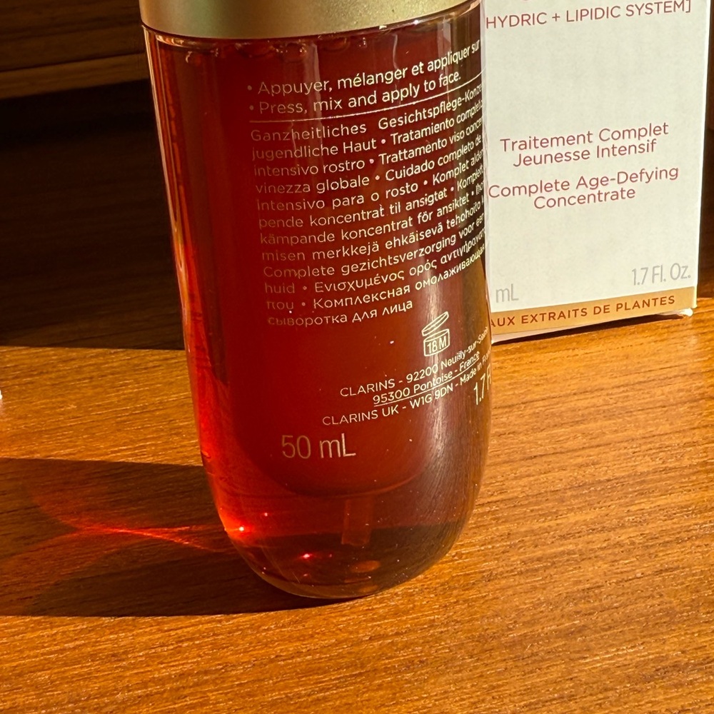 Clarins Double Serum Anti-Aging + Anti-Wrinkle Serum - Picture 6 of 6